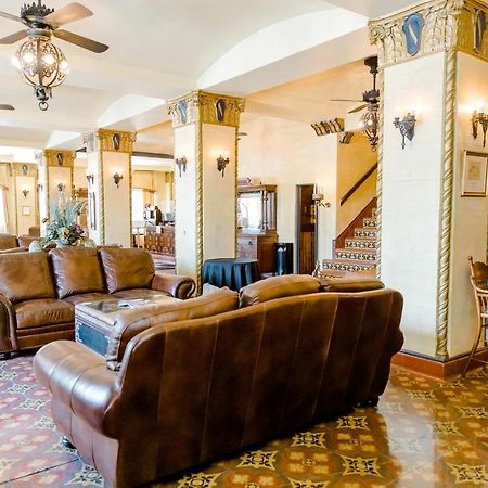 The Faust Hotel New Braunfels Bagian luar foto