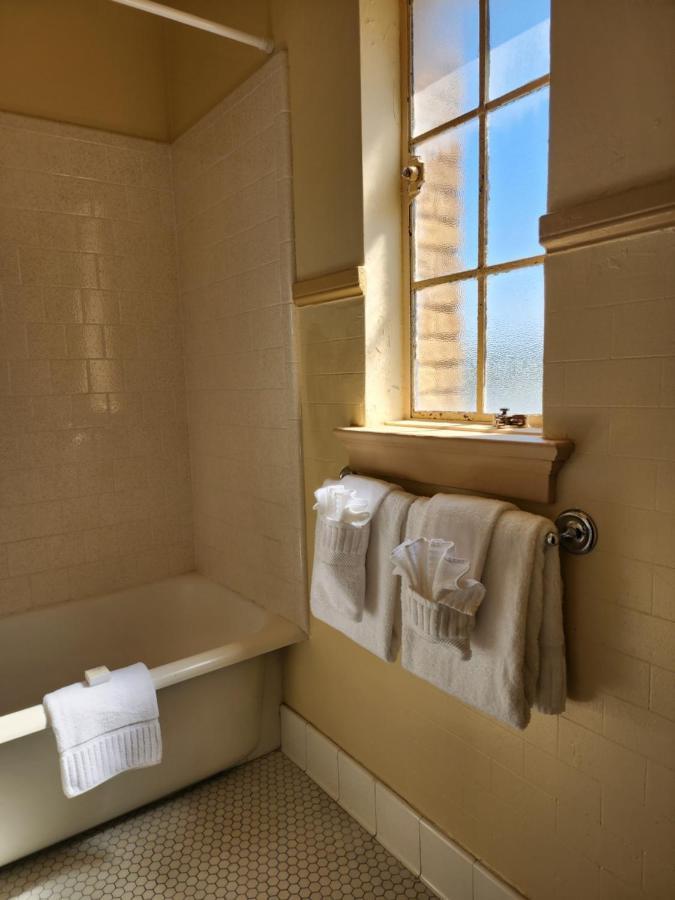 The Faust Hotel New Braunfels Bagian luar foto