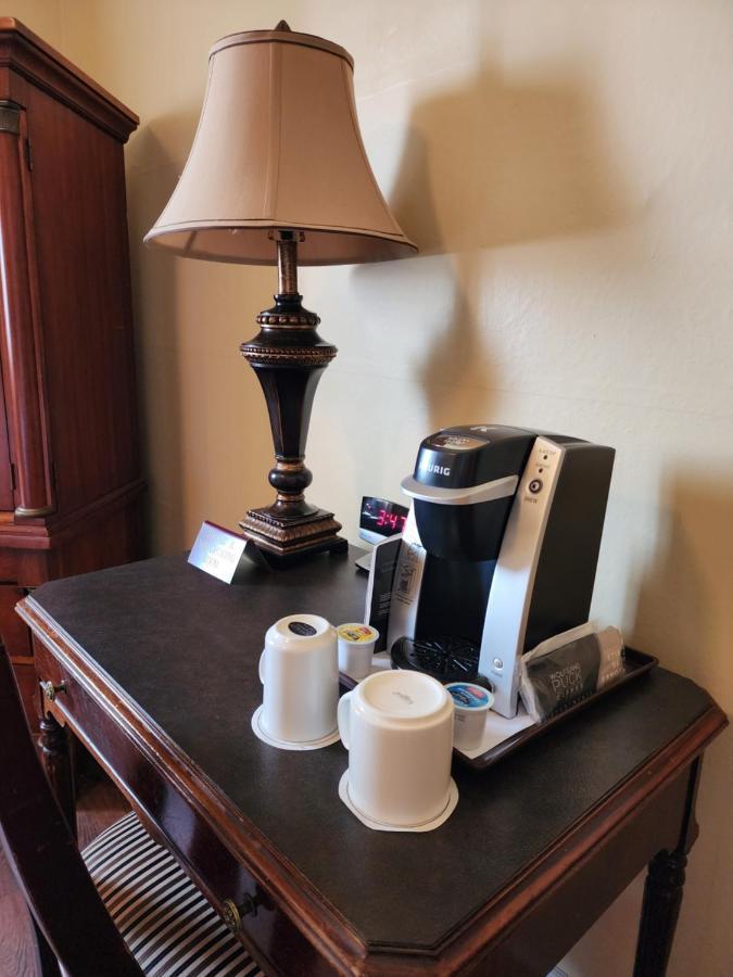 The Faust Hotel New Braunfels Bagian luar foto